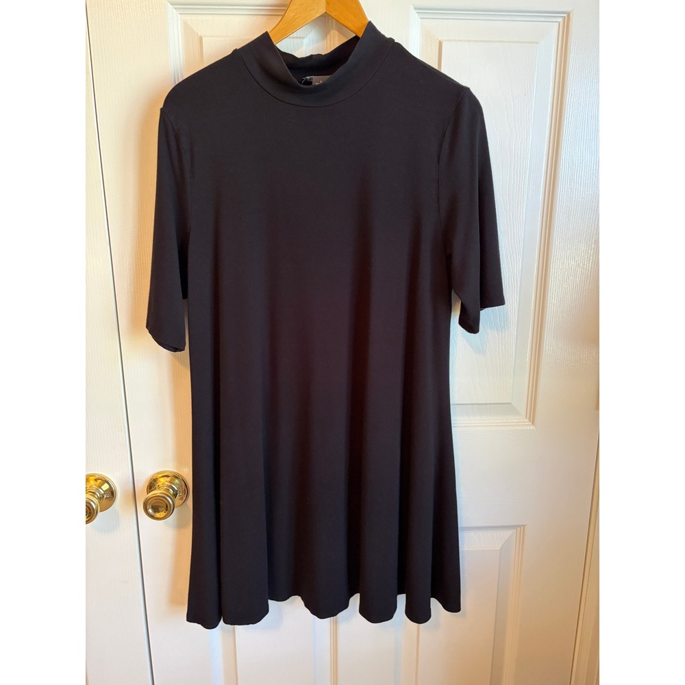 Chelsea & Theodore Black Mock Neck Short Sleeve Shift Dress Large